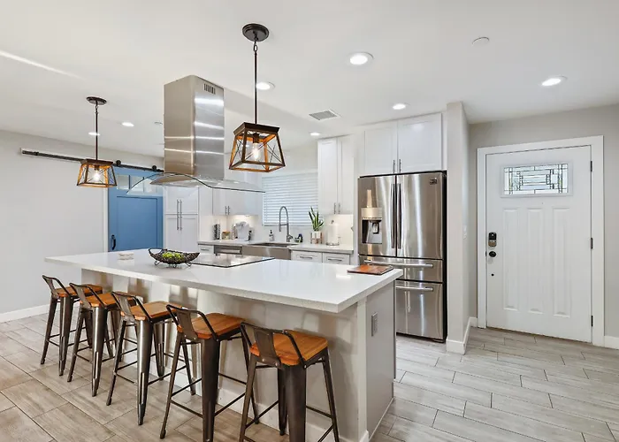 Closest Walk To Old Town, Entertainment District * Scottsdale